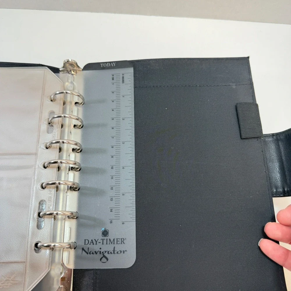 Day-Timer Personal Organizer Desk Size Black‎ Planner 7-Ring Binder Navigator